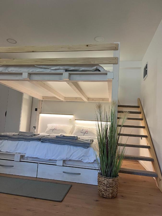 Apartman Mr Guest 크라피나 외부 사진