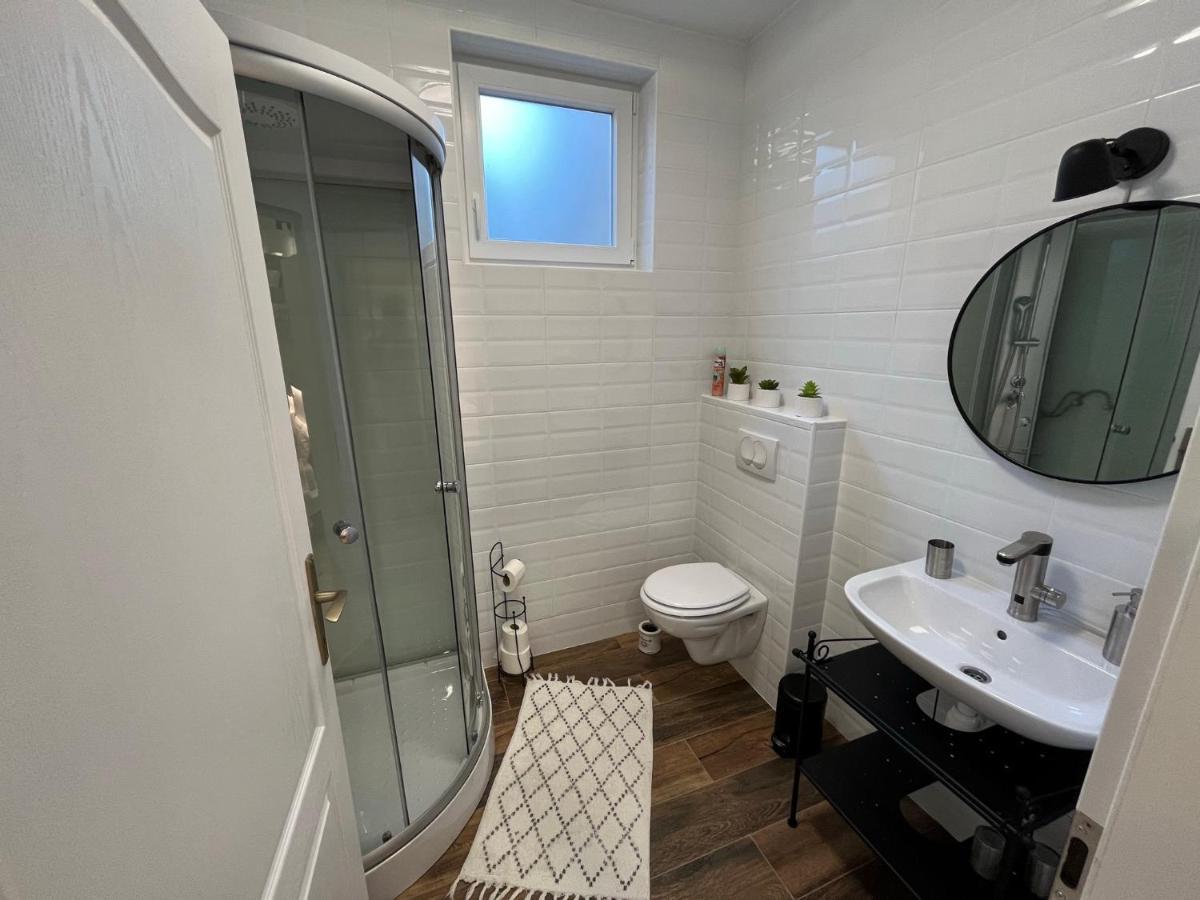 Apartman Mr Guest 크라피나 외부 사진